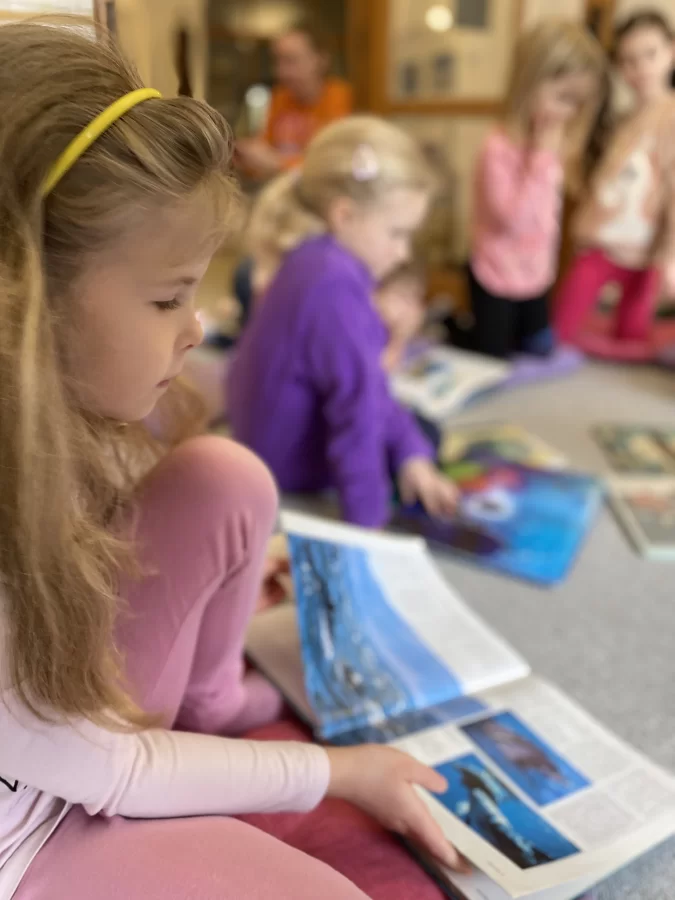 Hrátky mezi řádky