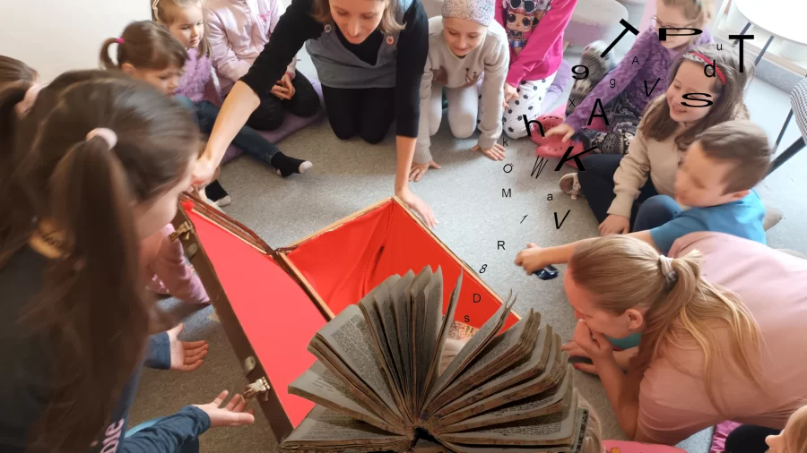 Hrátky mezi řádky