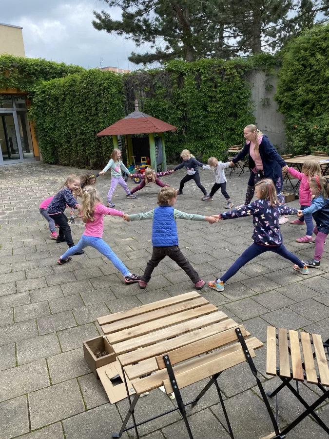 Hrátky mezi řádky