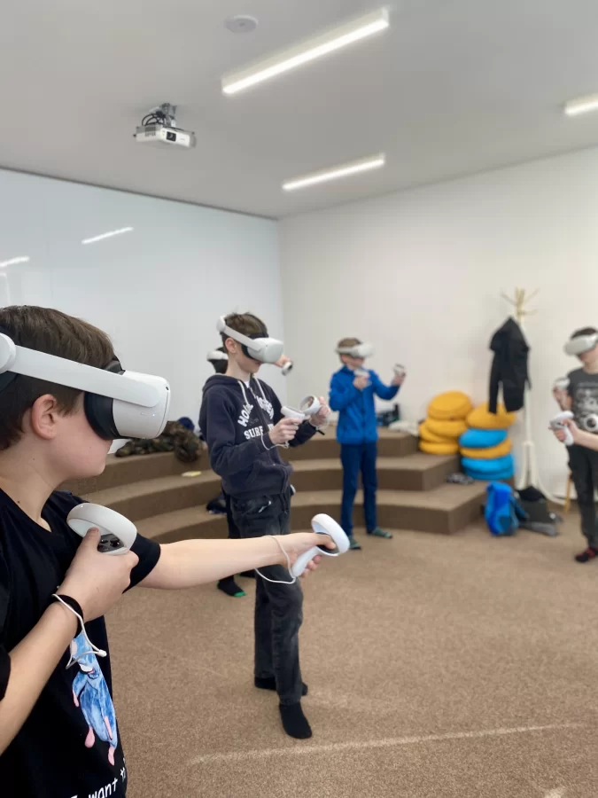 Přihlášení na kroužek s virtuální realitou: Knihovna v jiné dimenzi